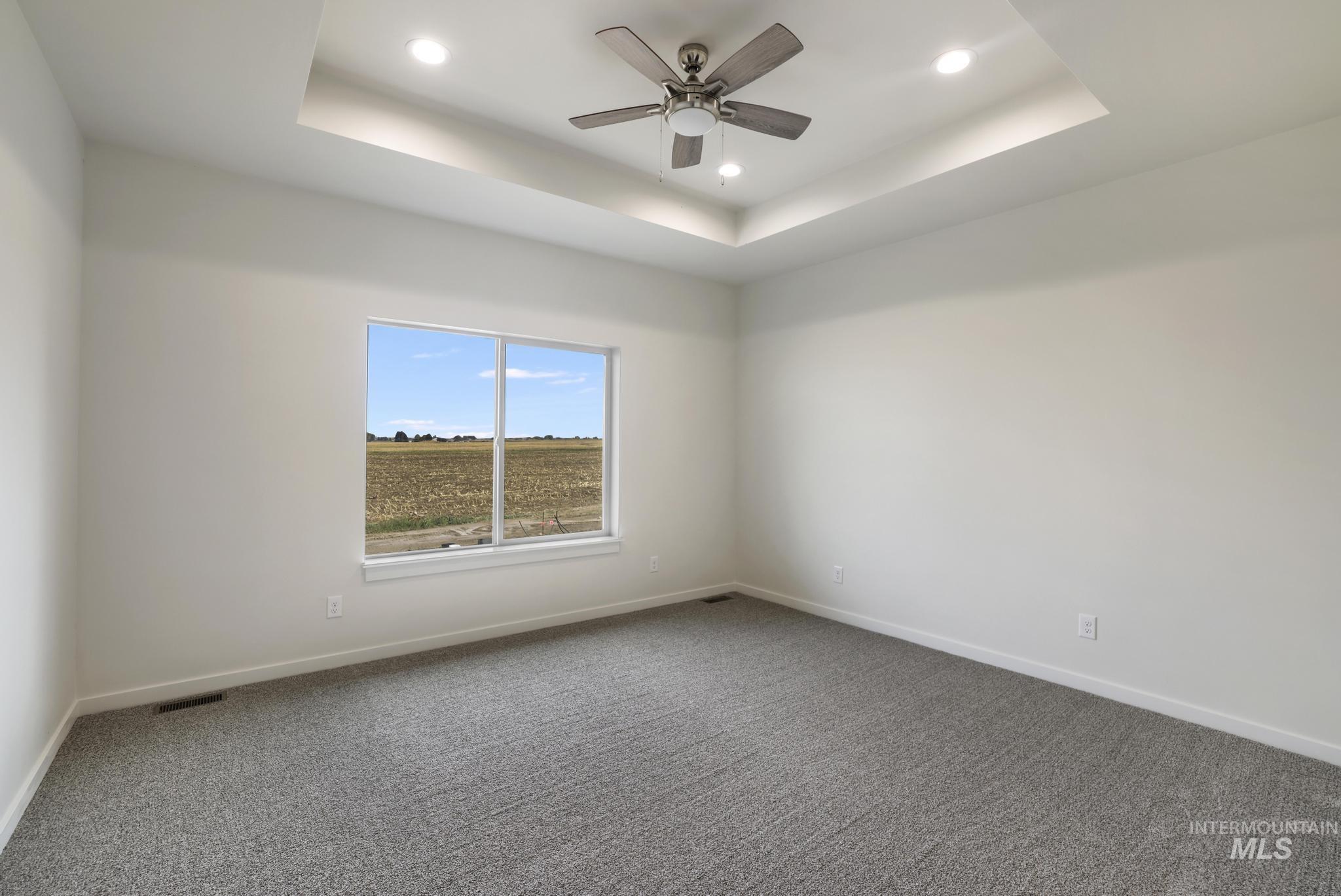 902 23rd Ave E, Jerome, Idaho 83338, 3 Bedrooms, 3 Bathrooms, Residential For Sale, Price $412,900,MLS 98972685