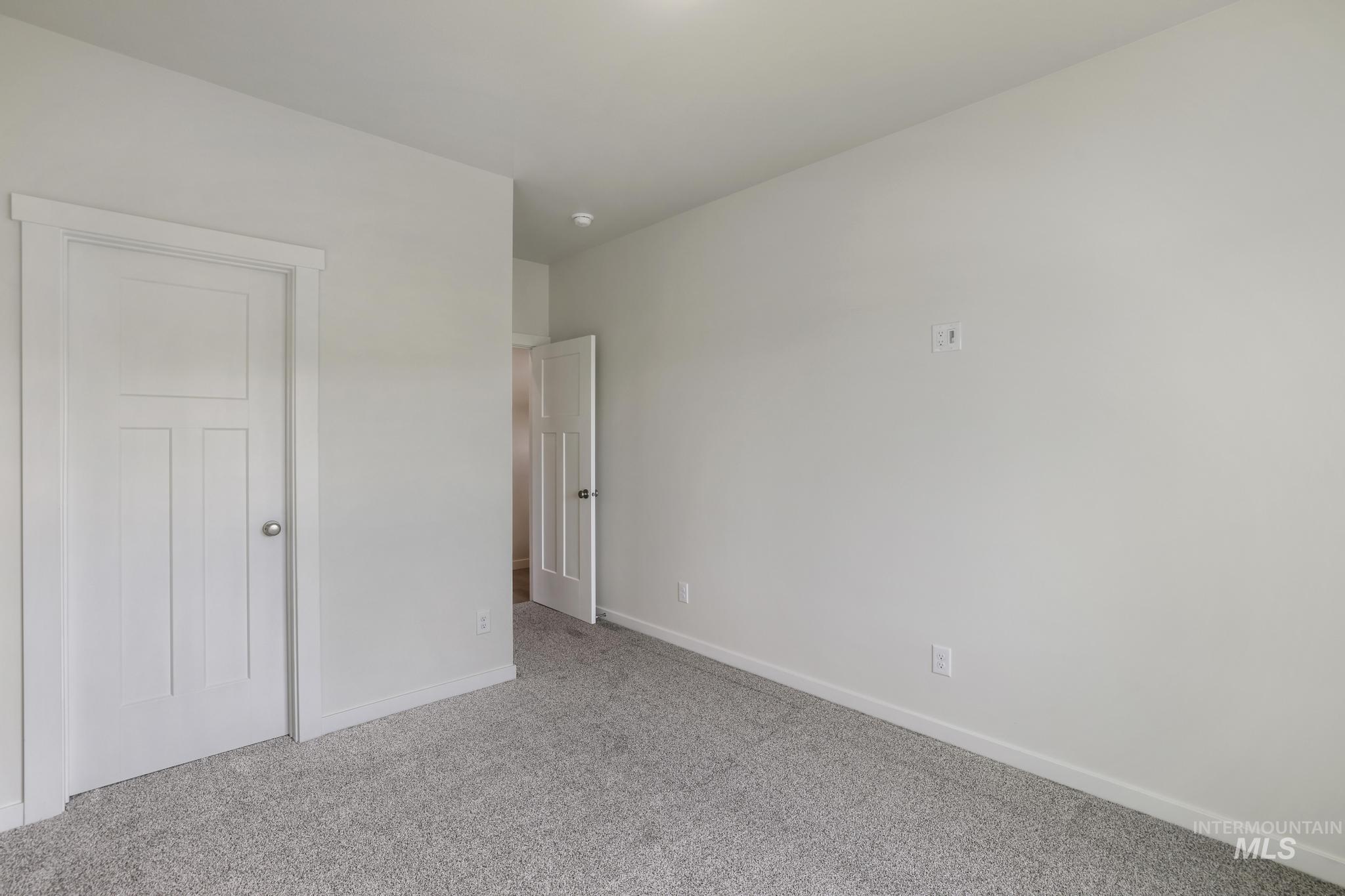 902 23rd Ave E, Jerome, Idaho 83338, 3 Bedrooms, 3 Bathrooms, Residential For Sale, Price $412,900,MLS 98972685