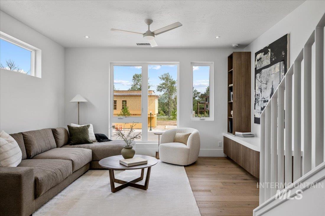 333 E Palapa Lane, Garden City, Idaho 83714, 3 Bedrooms, 3.5 Bathrooms, Residential For Sale, Price $859,900,MLS 98972686