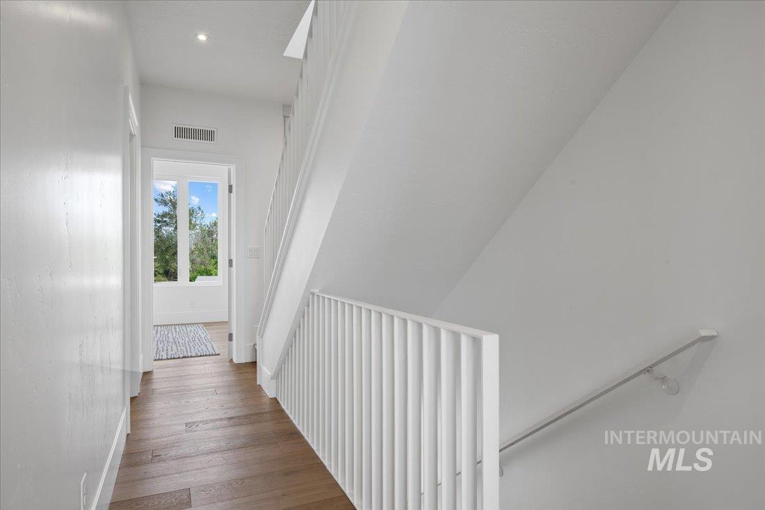 333 E Palapa Lane, Garden City, Idaho 83714, 3 Bedrooms, 3.5 Bathrooms, Residential For Sale, Price $859,900,MLS 98972686