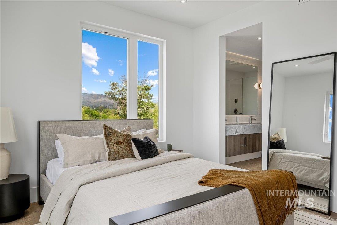 333 E Palapa Lane, Garden City, Idaho 83714, 3 Bedrooms, 3.5 Bathrooms, Residential For Sale, Price $859,900,MLS 98972686