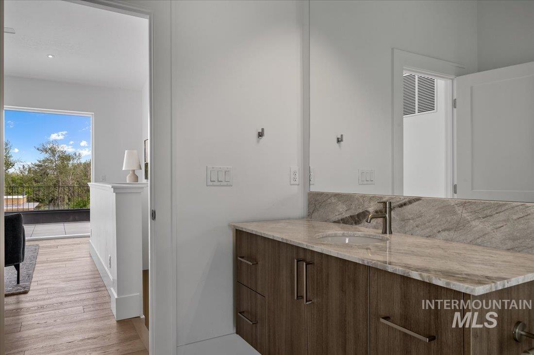 333 E Palapa Lane, Garden City, Idaho 83714, 3 Bedrooms, 3.5 Bathrooms, Residential For Sale, Price $859,900,MLS 98972686