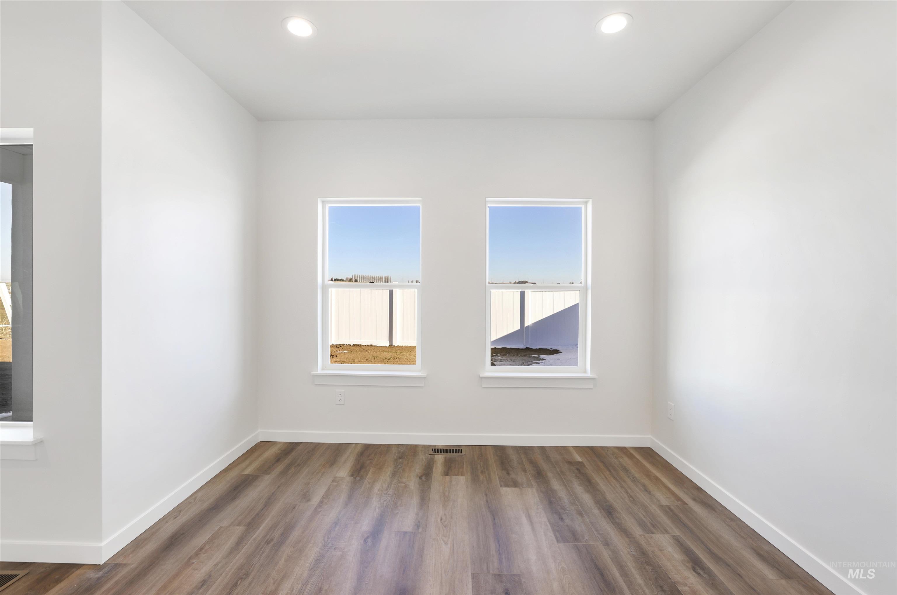 2018 Regan St, Jerome, Idaho 83338, 3 Bedrooms, 2 Bathrooms, Residential For Sale, Price $370,000,MLS 98972687