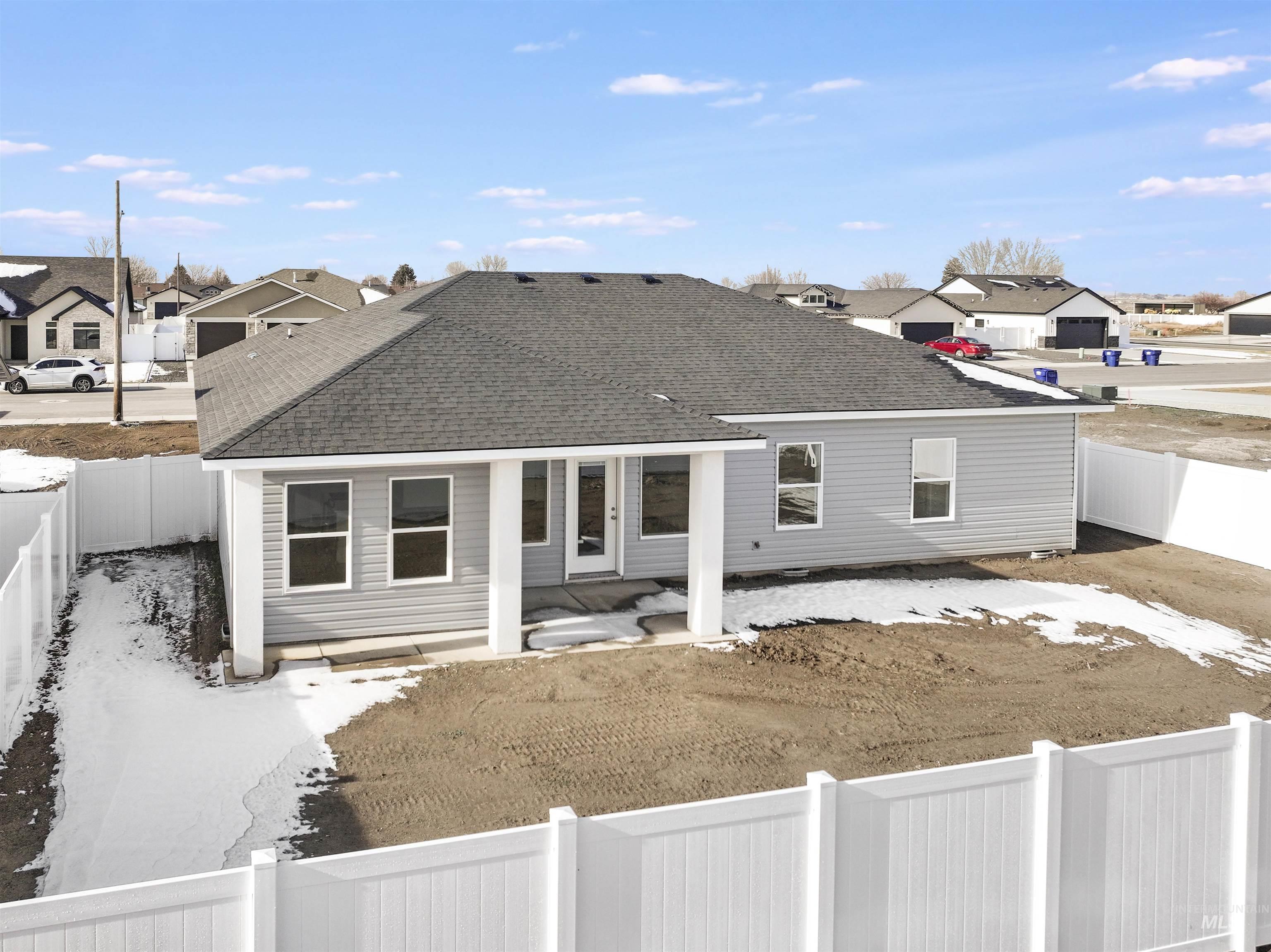 2018 Regan St, Jerome, Idaho 83338, 3 Bedrooms, 2 Bathrooms, Residential For Sale, Price $370,000,MLS 98972687