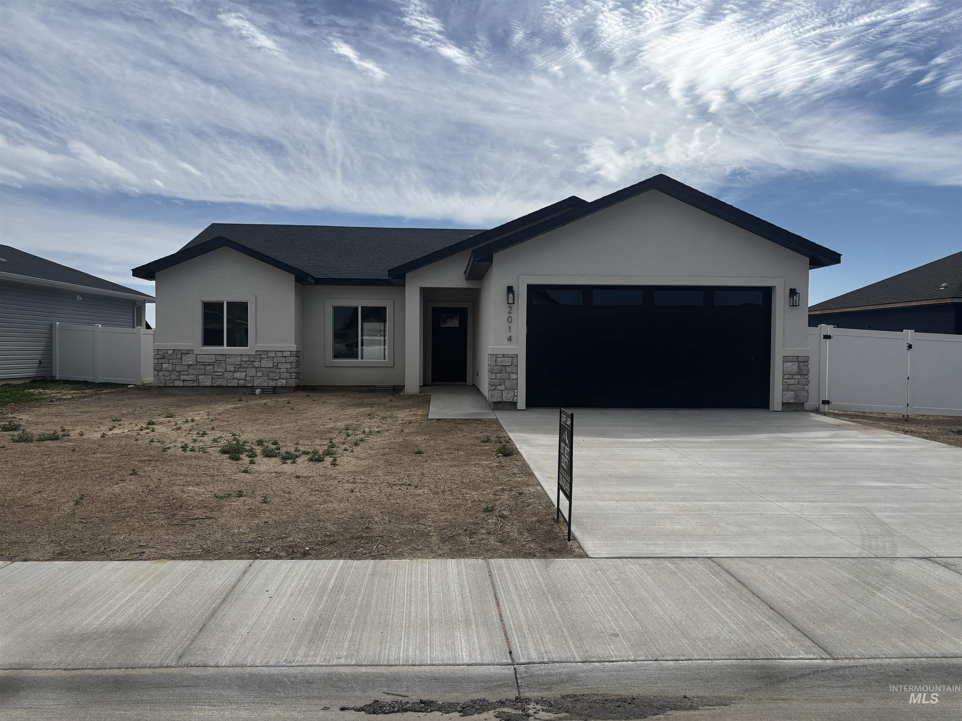 2014 Regan St, Jerome, Idaho 83338, 3 Bedrooms, 2 Bathrooms, Residential For Sale, Price $379,900,MLS 98972688