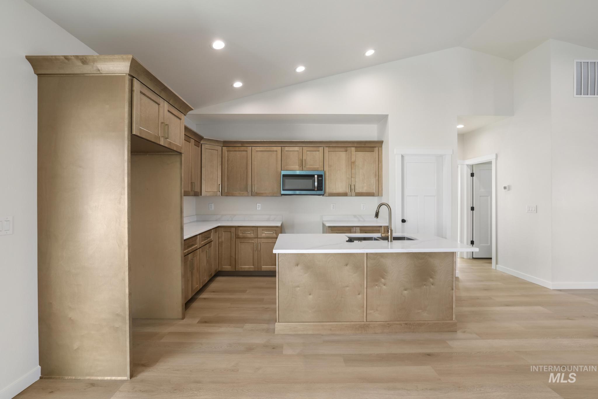 2014 Regan St, Jerome, Idaho 83338, 3 Bedrooms, 2 Bathrooms, Residential For Sale, Price $379,900,MLS 98972688