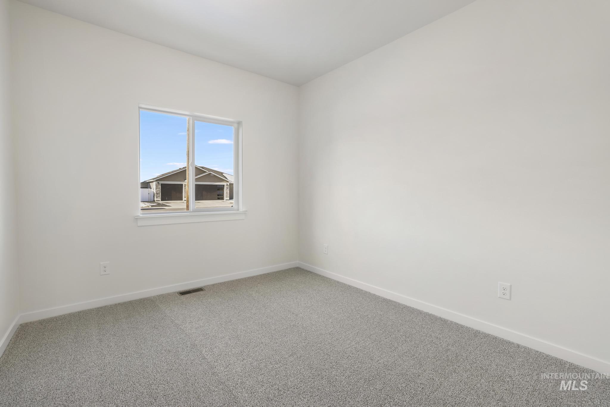 2014 Regan St, Jerome, Idaho 83338, 3 Bedrooms, 2 Bathrooms, Residential For Sale, Price $379,900,MLS 98972688