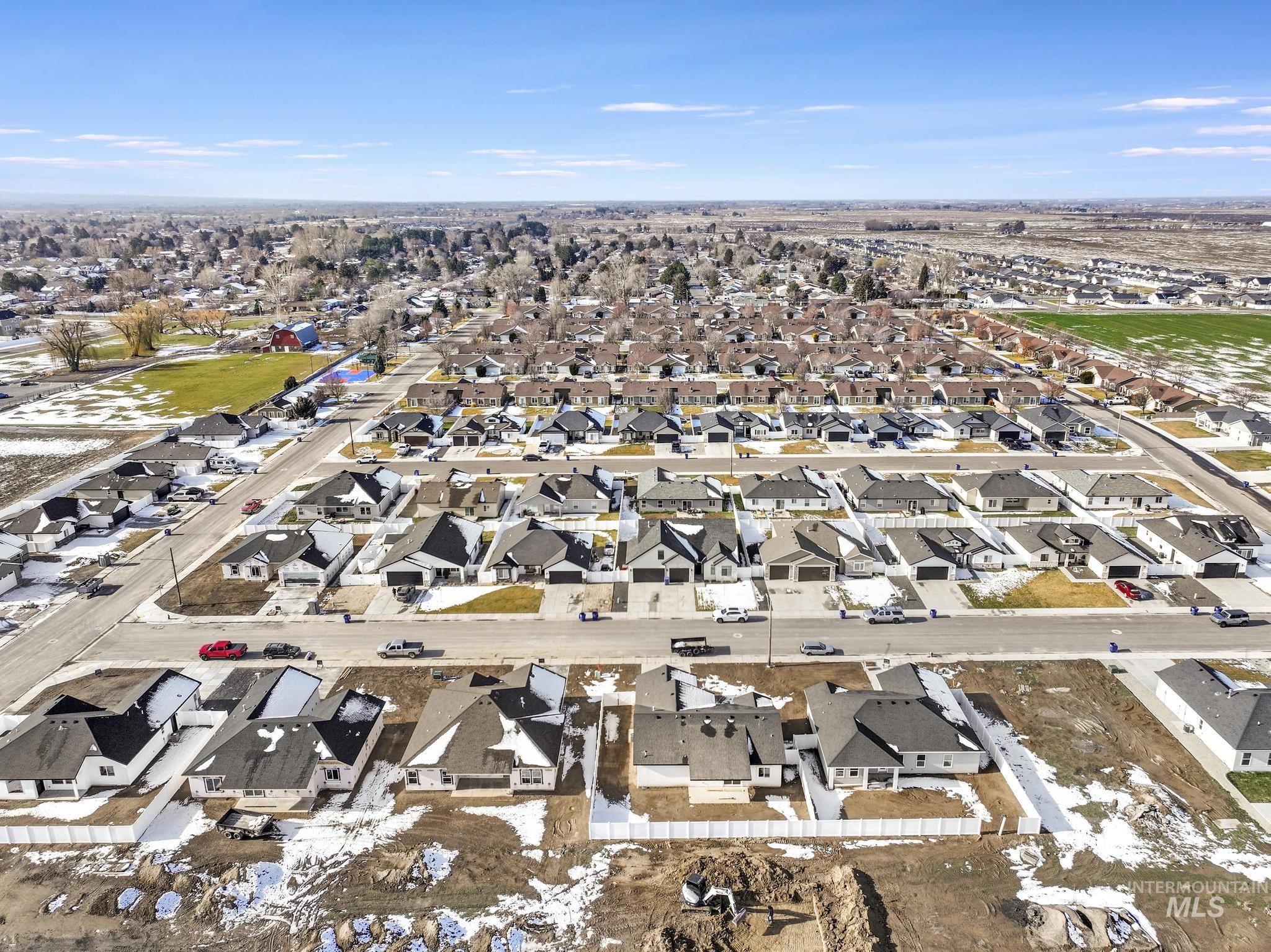 2014 Regan St, Jerome, Idaho 83338, 3 Bedrooms, 2 Bathrooms, Residential For Sale, Price $370,000,MLS 98972688