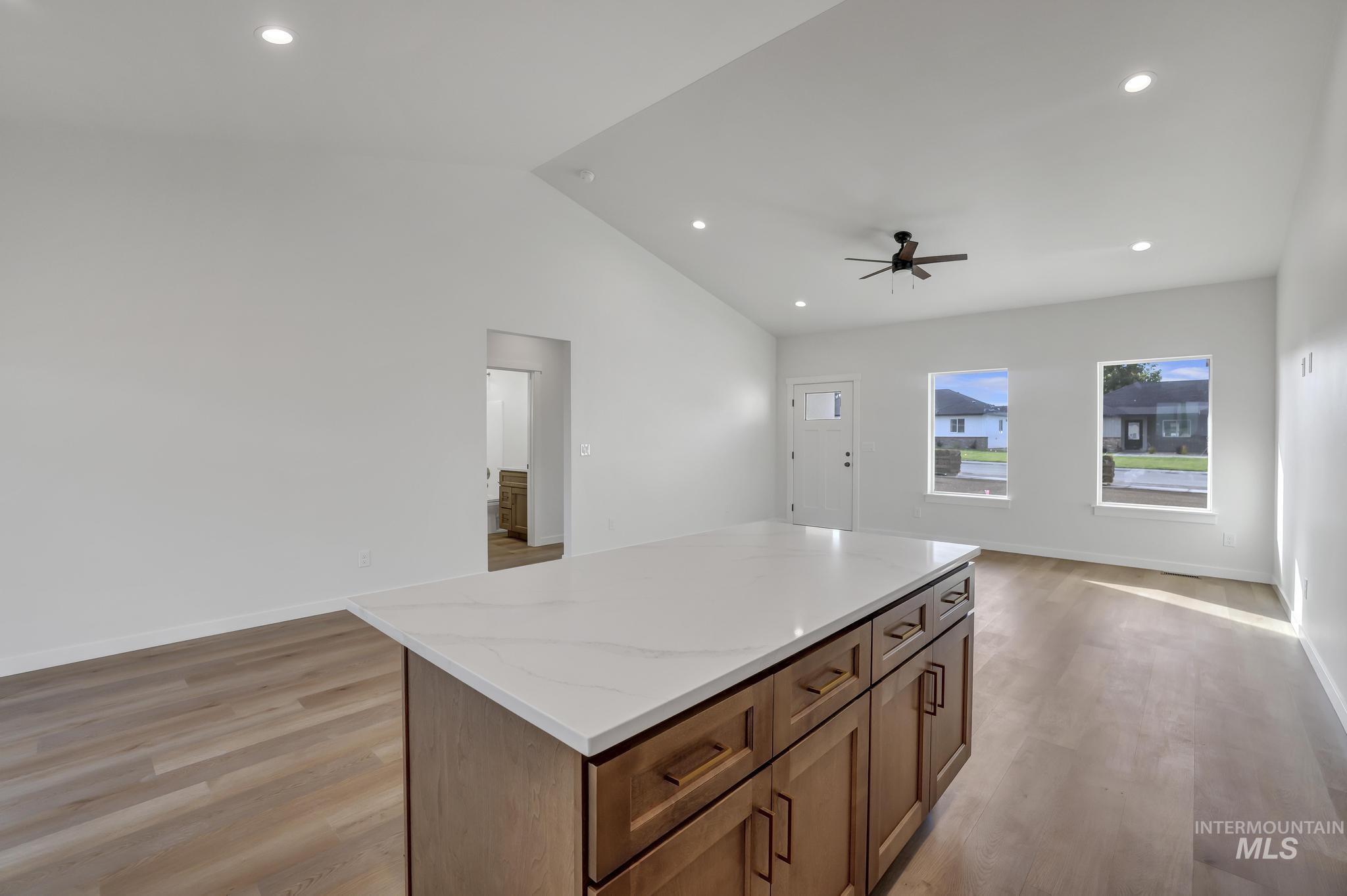 910 23rd Ave E, Jerome, Idaho 83338, 3 Bedrooms, 2 Bathrooms, Residential For Sale, Price $379,900, 98972690