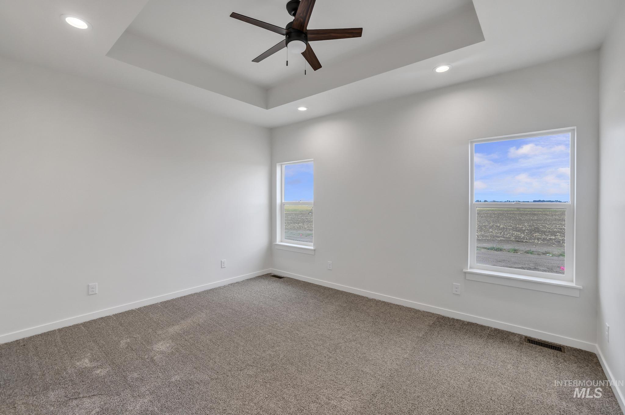 910 23rd Ave E, Jerome, Idaho 83338, 3 Bedrooms, 2 Bathrooms, Residential For Sale, Price $379,900, 98972690