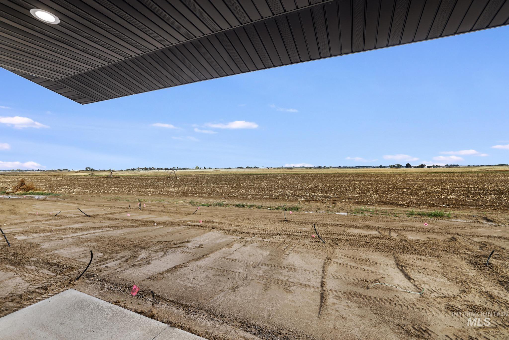 910 23rd Ave E, Jerome, Idaho 83338, 3 Bedrooms, 2 Bathrooms, Residential For Sale, Price $379,900,MLS 98972690