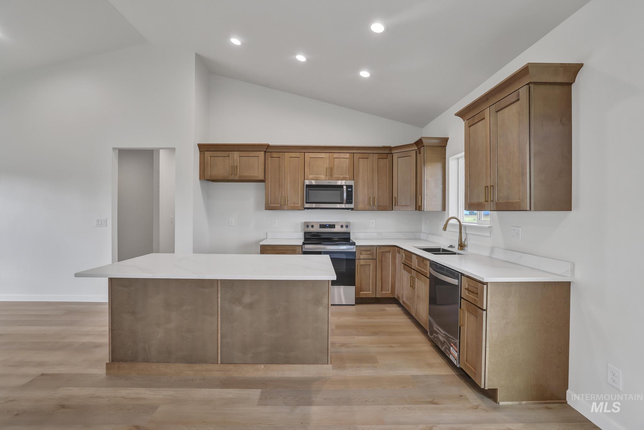 910 23rd Ave E, Jerome, Idaho 83338, 3 Bedrooms, 2 Bathrooms, Residential For Sale, Price $379,900, 98972690