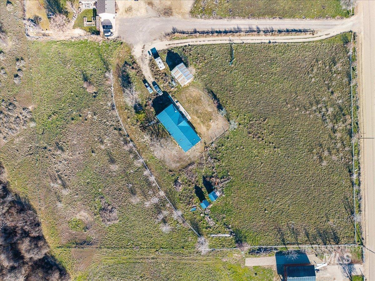 14291 Plum Rd, Caldwell, Idaho 83607, 3 Bedrooms, 2 Bathrooms, Residential For Sale, Price $450,000,MLS 98972691