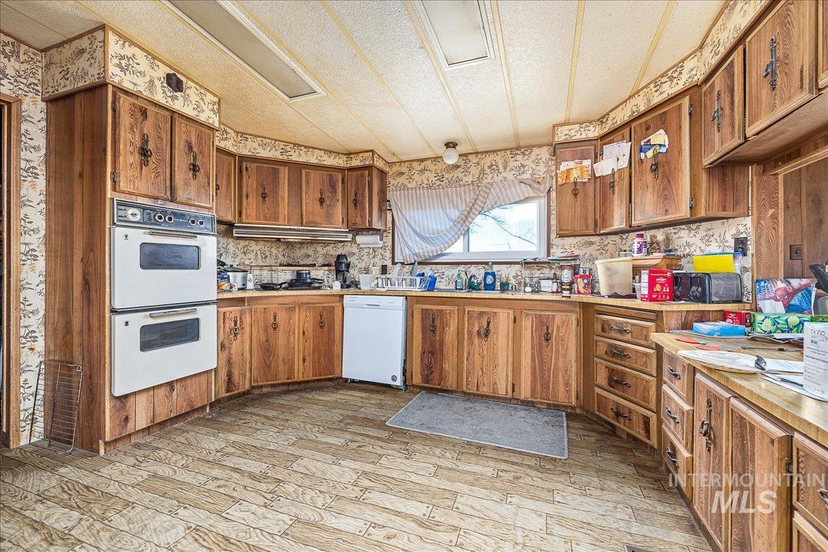 14291 Plum Rd, Caldwell, Idaho 83607, 3 Bedrooms, 2 Bathrooms, Residential For Sale, Price $450,000,MLS 98972691