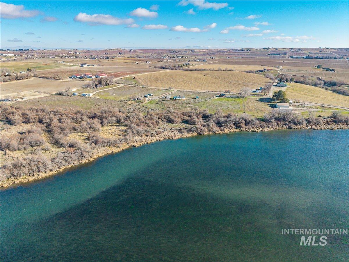 14291 Plum Rd, Caldwell, Idaho 83607, 3 Bedrooms, 2 Bathrooms, Residential For Sale, Price $450,000,MLS 98972691