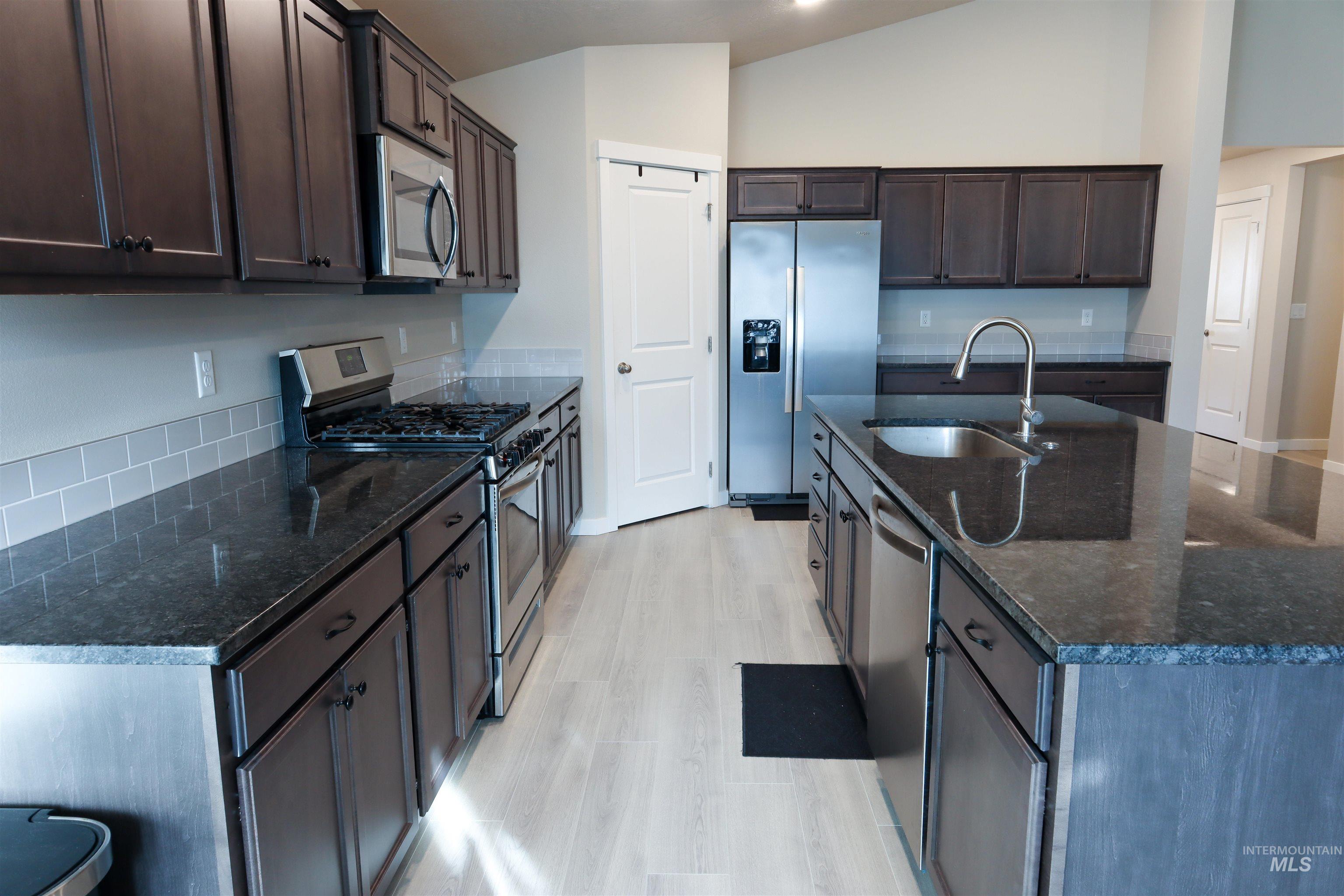 11545 W Trooper St, Nampa, Idaho 83651, 3 Bedrooms, 2 Bathrooms, Residential For Sale, Price $419,000,MLS 98972692