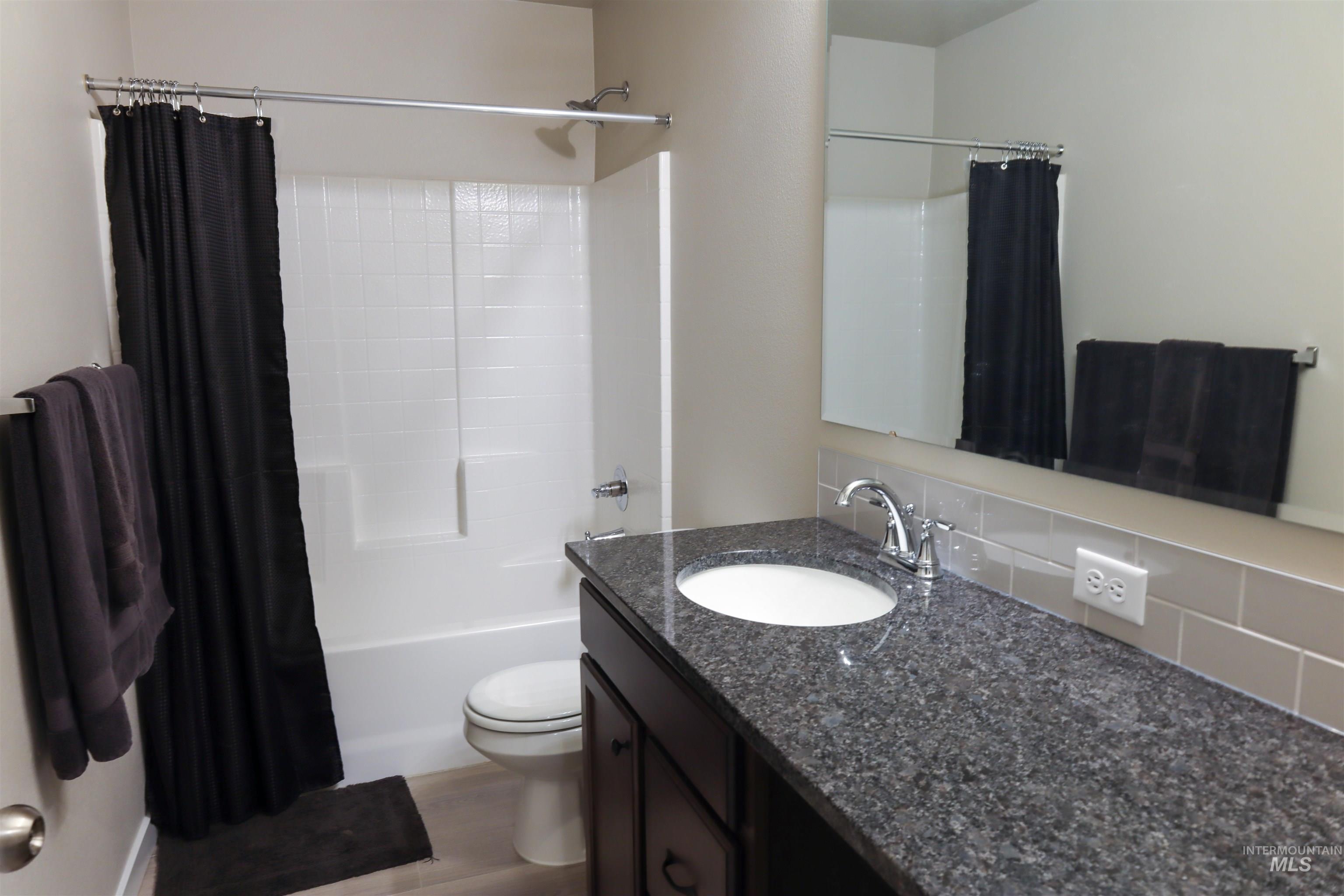 11545 W Trooper St, Nampa, Idaho 83651, 3 Bedrooms, 2 Bathrooms, Residential For Sale, Price $419,000,MLS 98972692