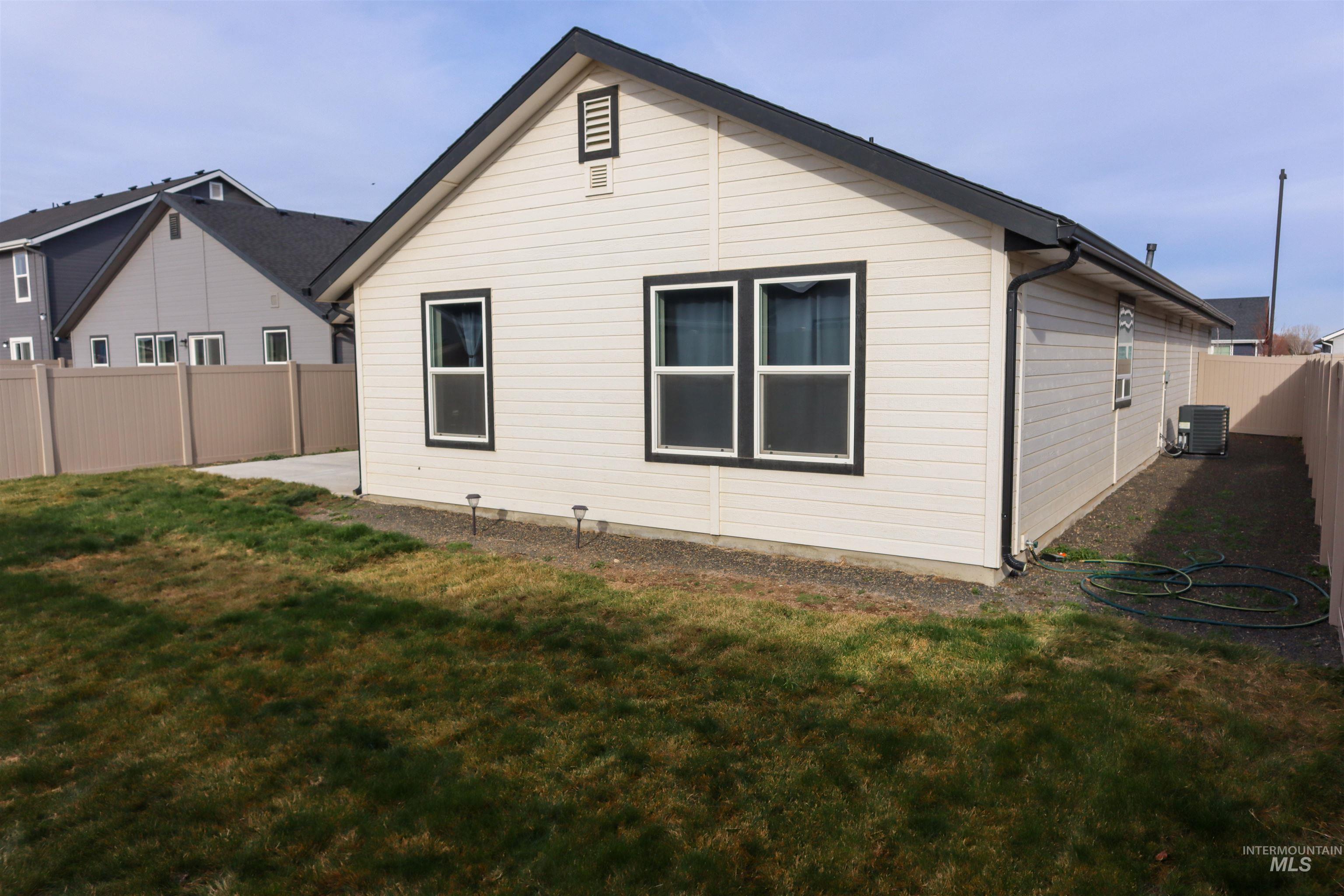 11545 W Trooper St, Nampa, Idaho 83651, 3 Bedrooms, 2 Bathrooms, Residential For Sale, Price $419,000,MLS 98972692