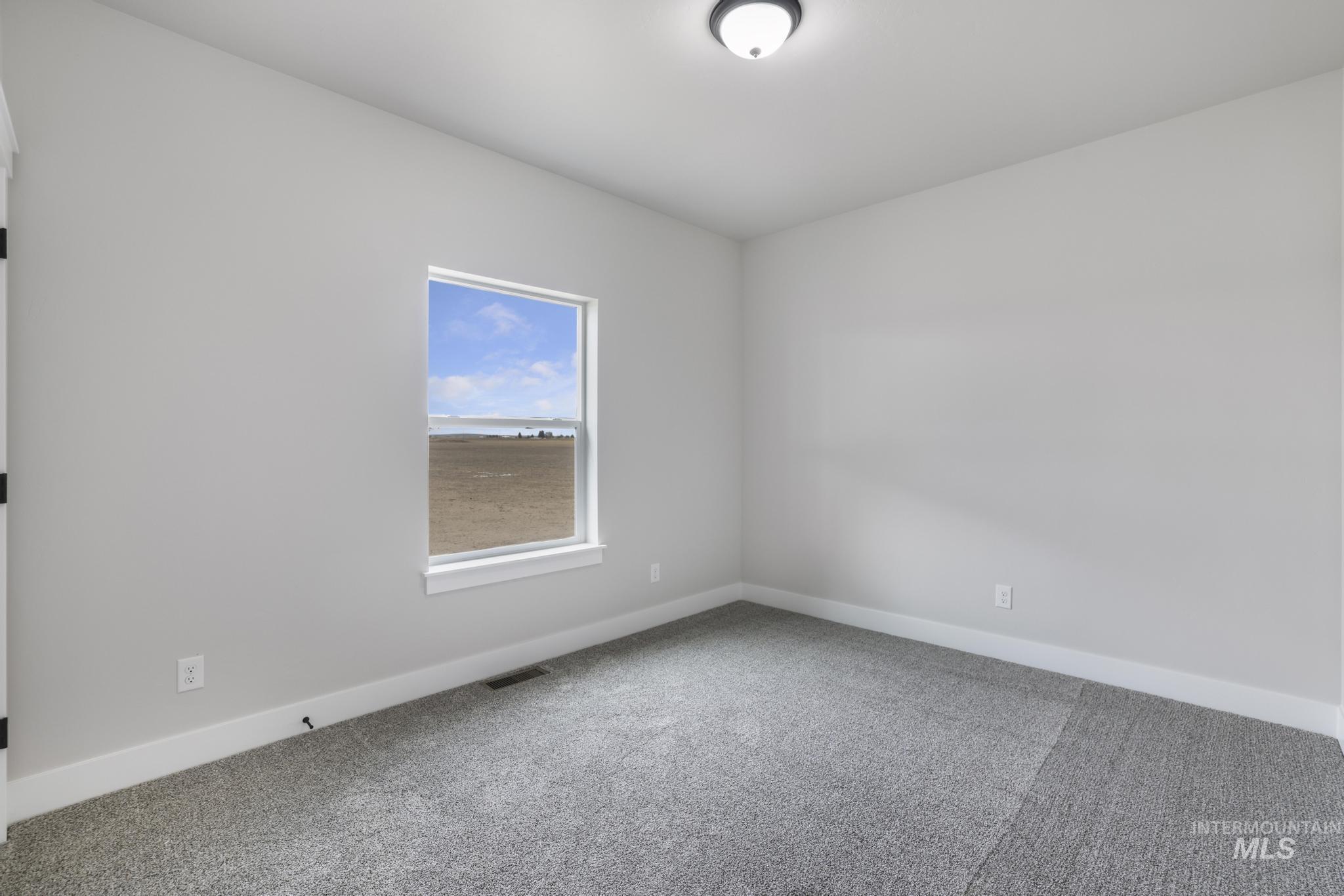 3677 E 3735 N, Kimberly, Idaho 83341, 4 Bedrooms, 2 Bathrooms, Residential For Sale, Price $649,900,MLS 98972694