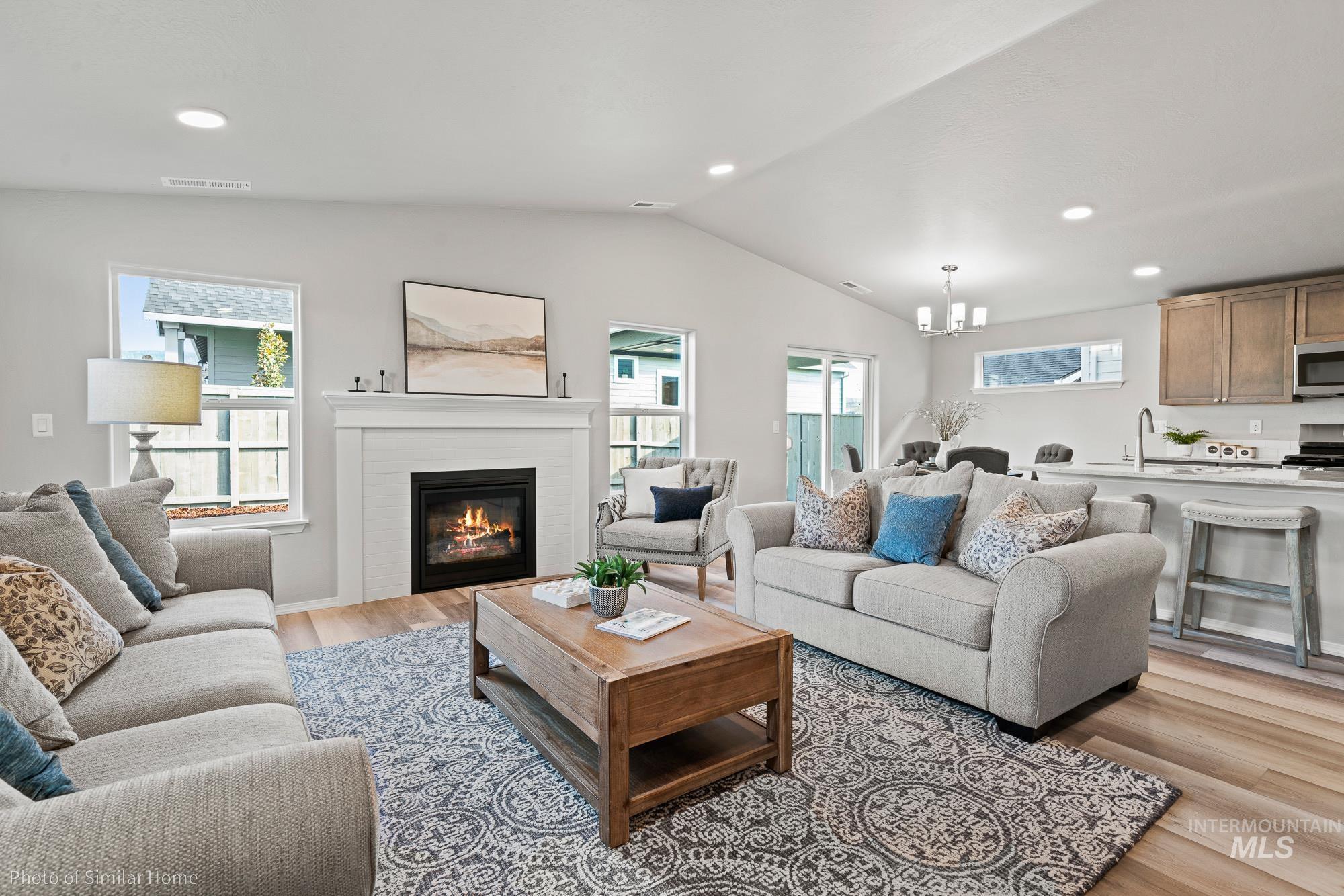 7234 W Rygate Dr., Boise, Idaho 83714, 3 Bedrooms, 2.5 Bathrooms, Residential For Sale, Price $463,990,MLS 98972698