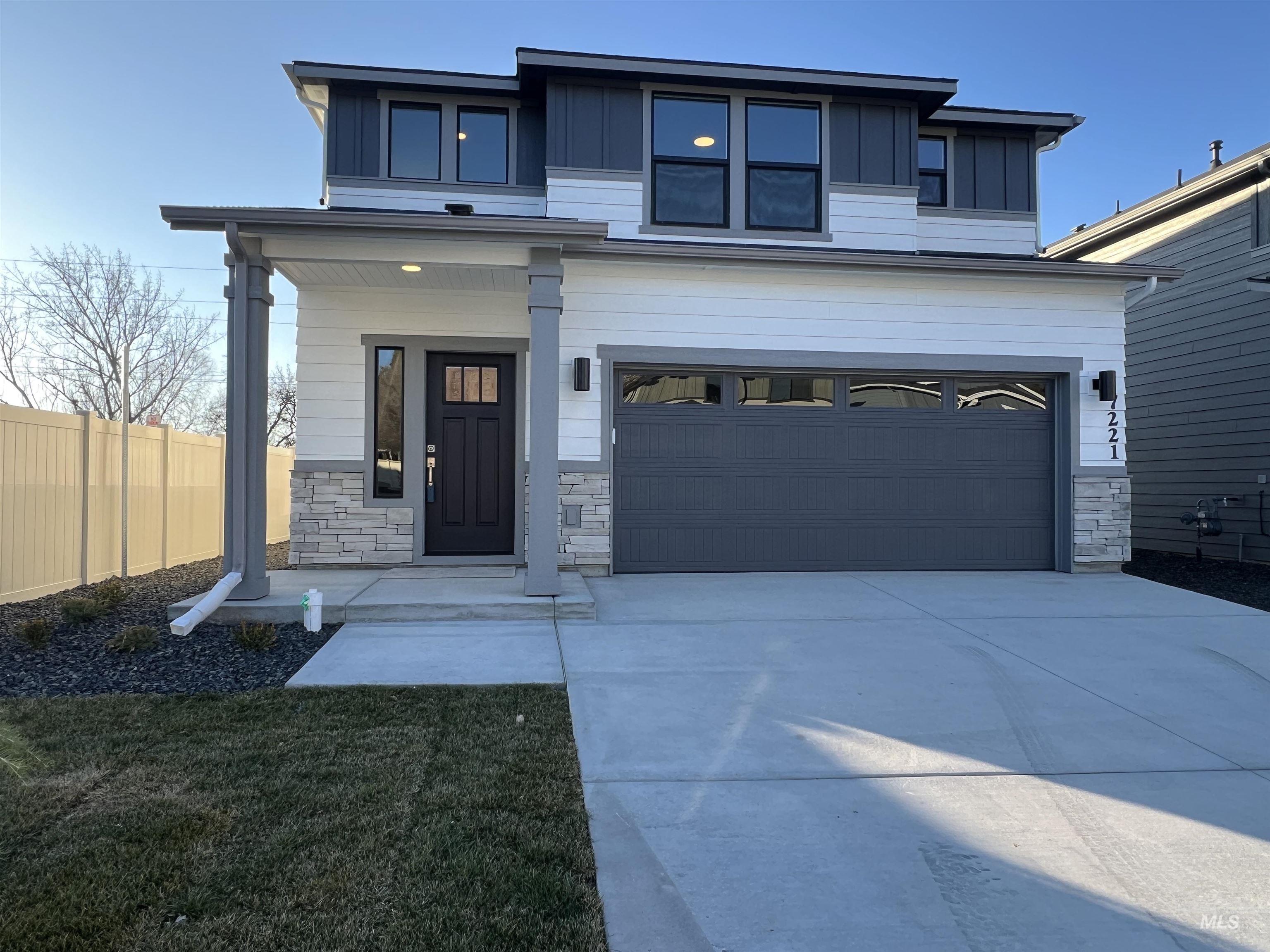 7221 W Rygate Dr., Boise, Idaho 83714, 3 Bedrooms, 2.5 Bathrooms, Residential For Sale, Price $477,990,MLS 98972699