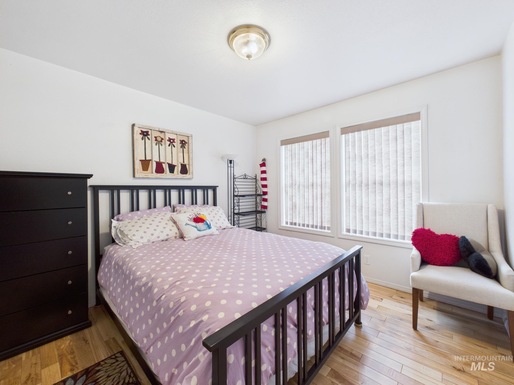 425 W Central Rd, Emmett, Idaho 83617, 3 Bedrooms, 2 Bathrooms, Residential For Sale, Price $644,000,MLS 98972700