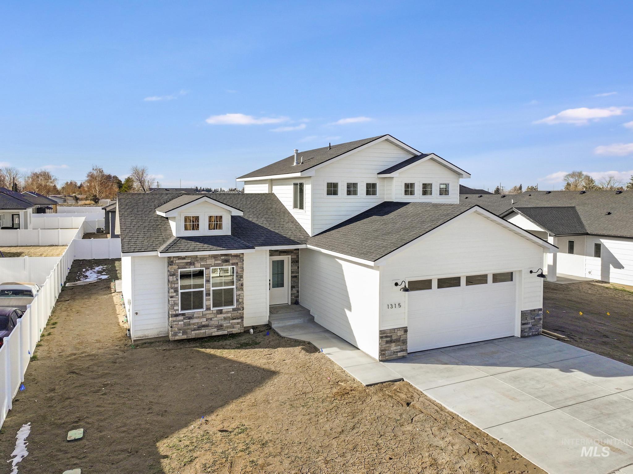 1315 J Street, Rupert, Idaho 83350, 4 Bedrooms, 2.5 Bathrooms, Residential For Sale, Price $395,000,MLS 98972702