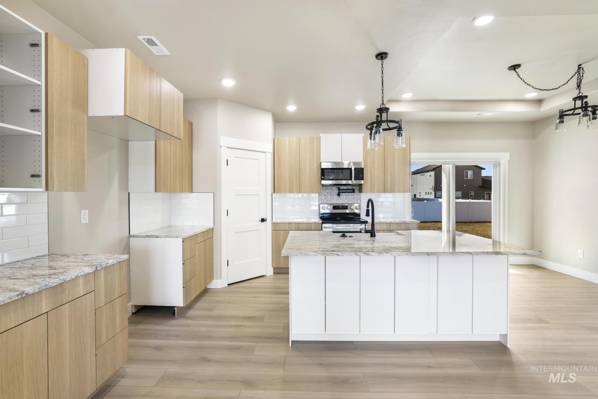 1315 J Street, Rupert, Idaho 83350, 4 Bedrooms, 2.5 Bathrooms, Residential For Sale, Price $395,000,MLS 98972702