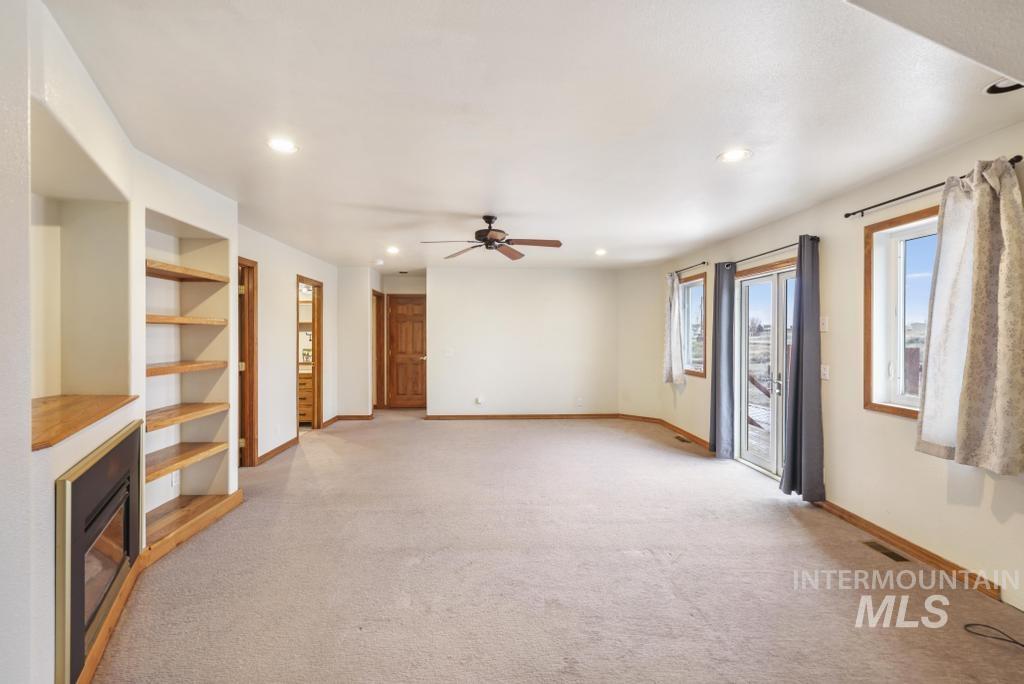 568 N 150 E, Shoshone, Idaho 83352, 4 Bedrooms, 2.5 Bathrooms, Residential For Sale, Price $555,000,MLS 98972703