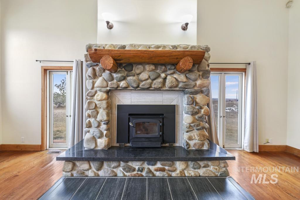 568 N 150 E, Shoshone, Idaho 83352, 4 Bedrooms, 2.5 Bathrooms, Residential For Sale, Price $555,000,MLS 98972703