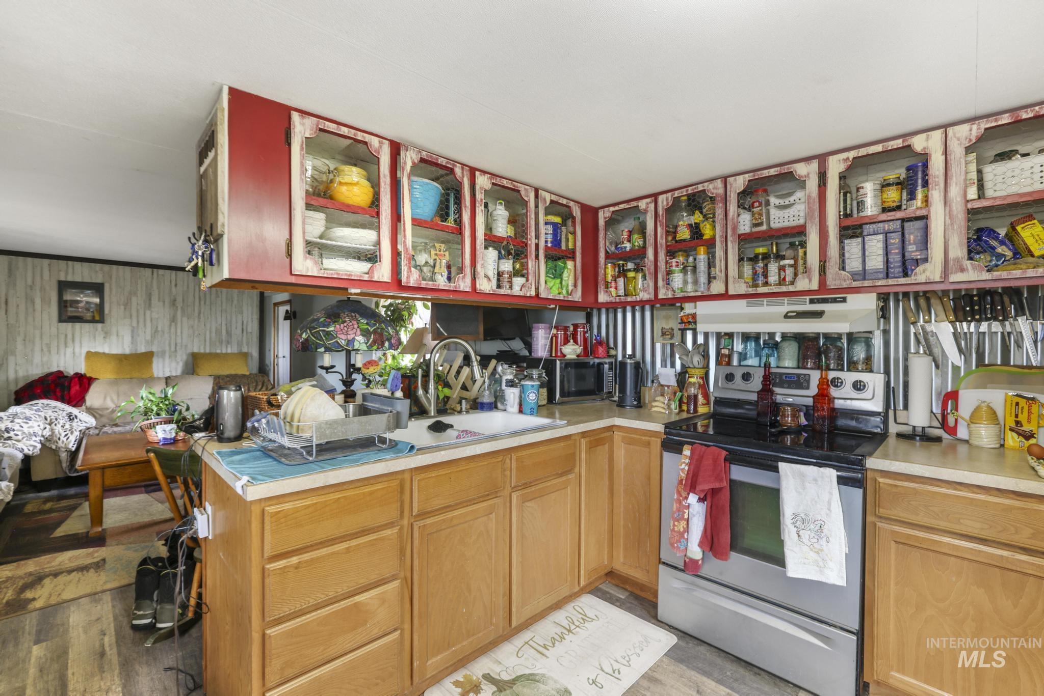 4343 N 1200 E, Buhl, Idaho 83316, 2 Bedrooms, 1 Bathroom, Residential For Sale, Price $330,000,MLS 98972706