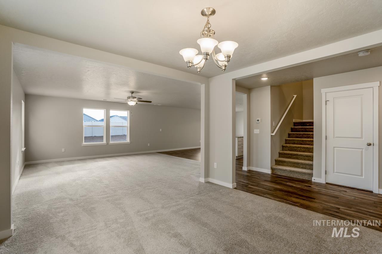 10768 Armuth St, Caldwell, Idaho 83605, 4 Bedrooms, 3.5 Bathrooms, Residential For Sale, Price $514,595,MLS 98972708