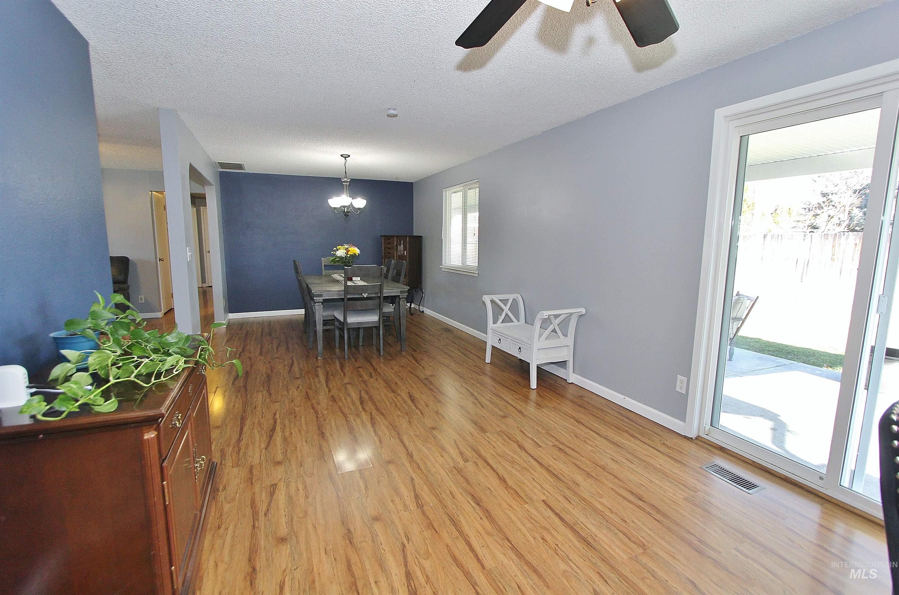 3860 N Elgin Way, Boise, Idaho 83713, 3 Bedrooms, 2 Bathrooms, Residential For Sale, Price $399,900,MLS 98972709