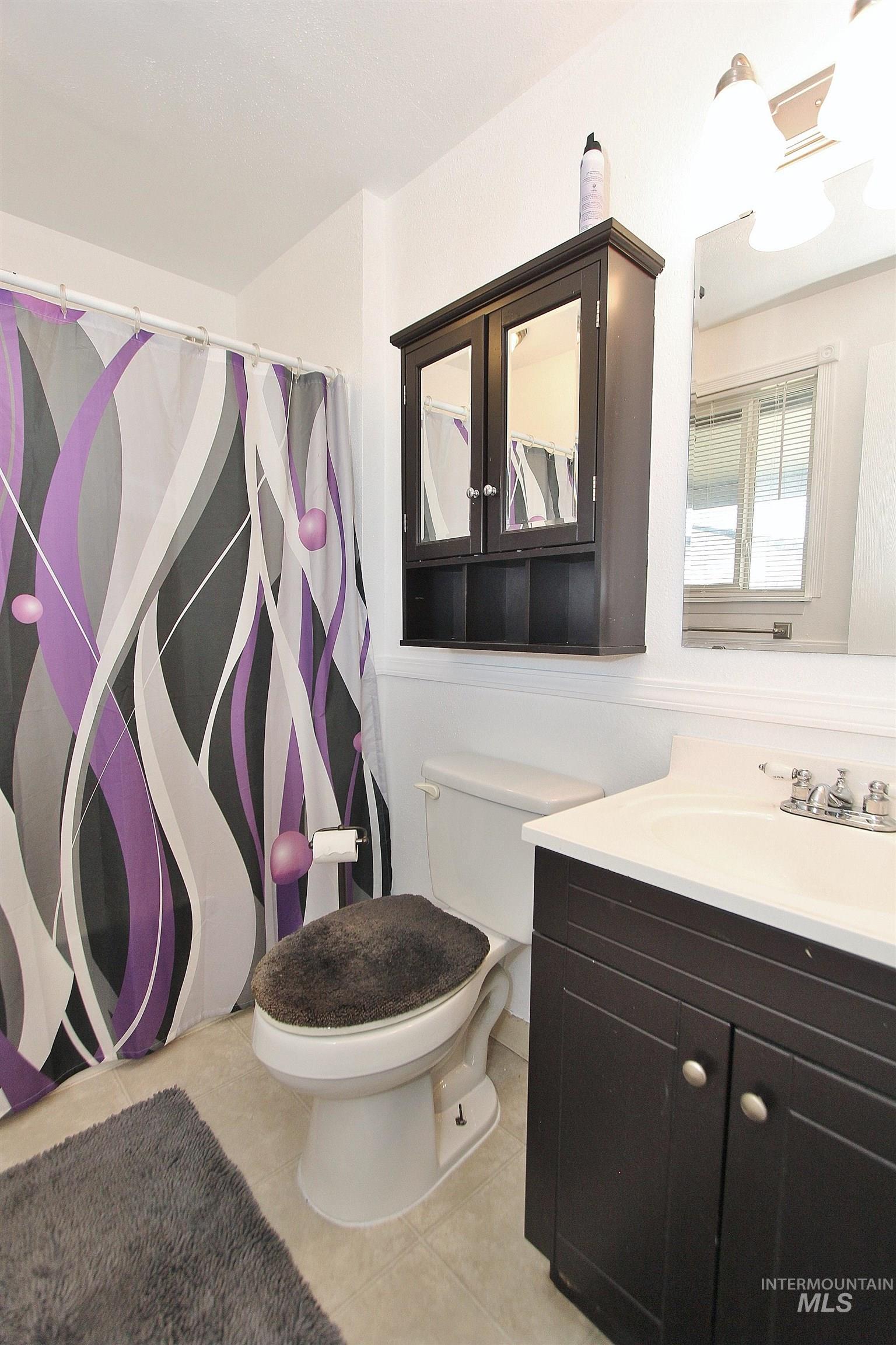 3860 N Elgin Way, Boise, Idaho 83713, 3 Bedrooms, 2 Bathrooms, Residential For Sale, Price $399,900,MLS 98972709