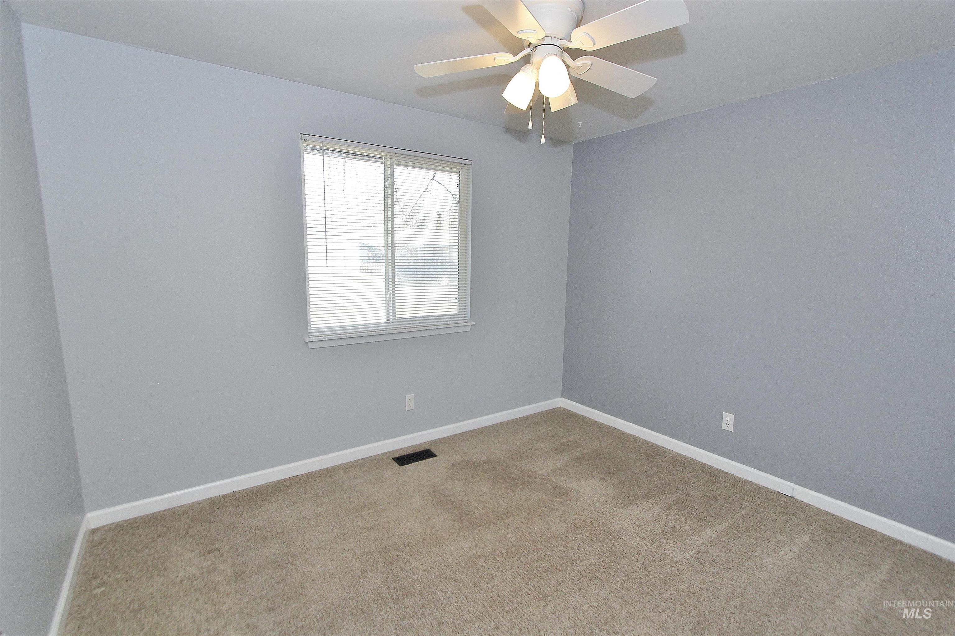 3860 N Elgin Way, Boise, Idaho 83713, 3 Bedrooms, 2 Bathrooms, Residential For Sale, Price $399,900,MLS 98972709