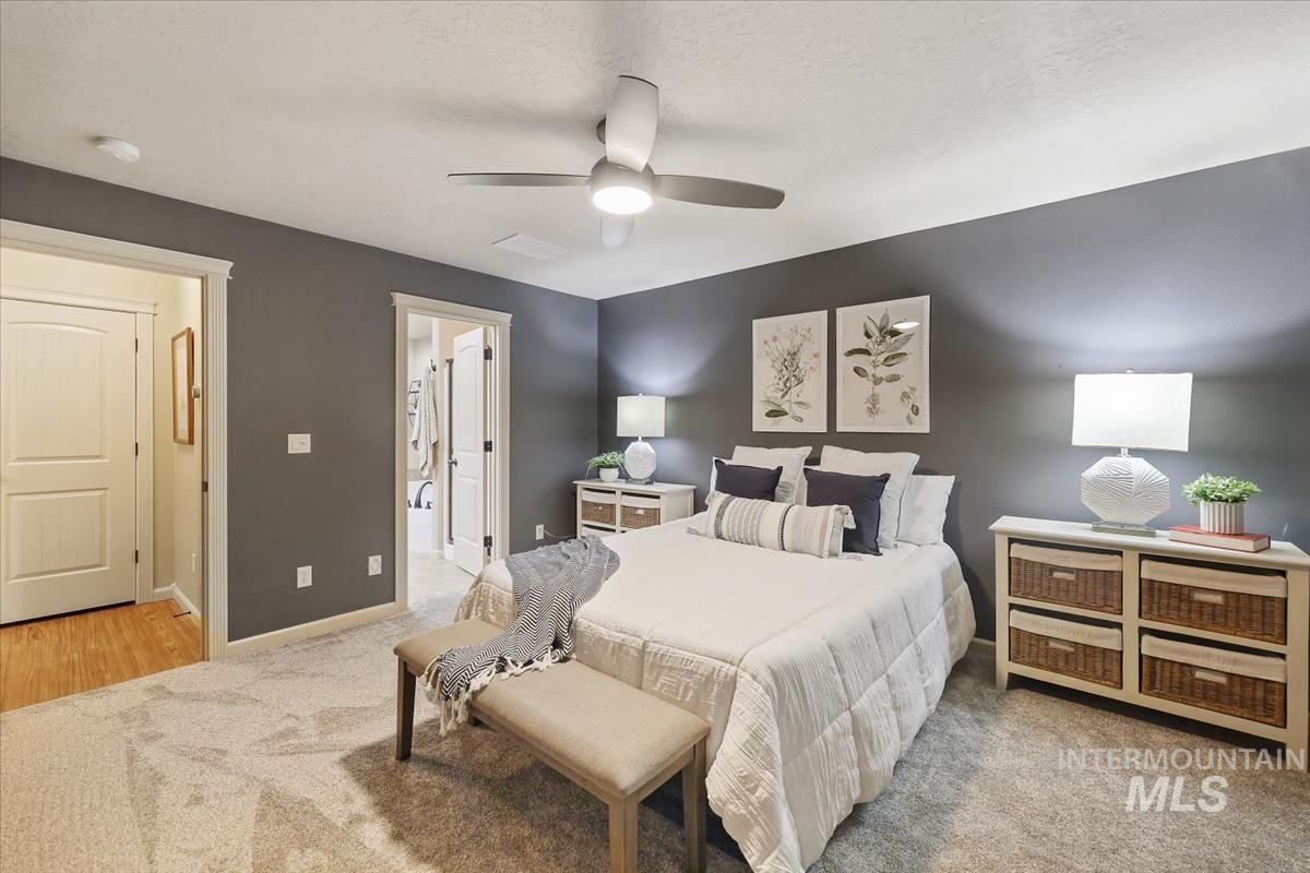 647 N Shadowfox Place, Eagle, Idaho 83616, 3 Bedrooms, 2.5 Bathrooms, Residential For Sale, Price $440,000,MLS 98972710