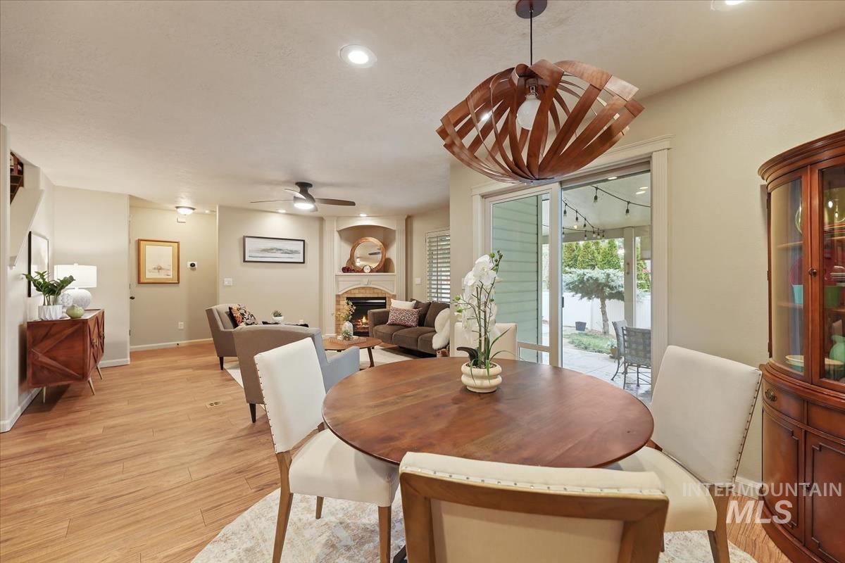 647 N Shadowfox Place, Eagle, Idaho 83616, 3 Bedrooms, 2.5 Bathrooms, Residential For Sale, Price $440,000,MLS 98972710