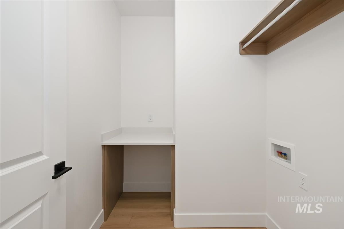 870 S Contusion Ave, Nampa, Idaho 83687, 3 Bedrooms, 2 Bathrooms, Residential For Sale, Price $468,000,MLS 98972716