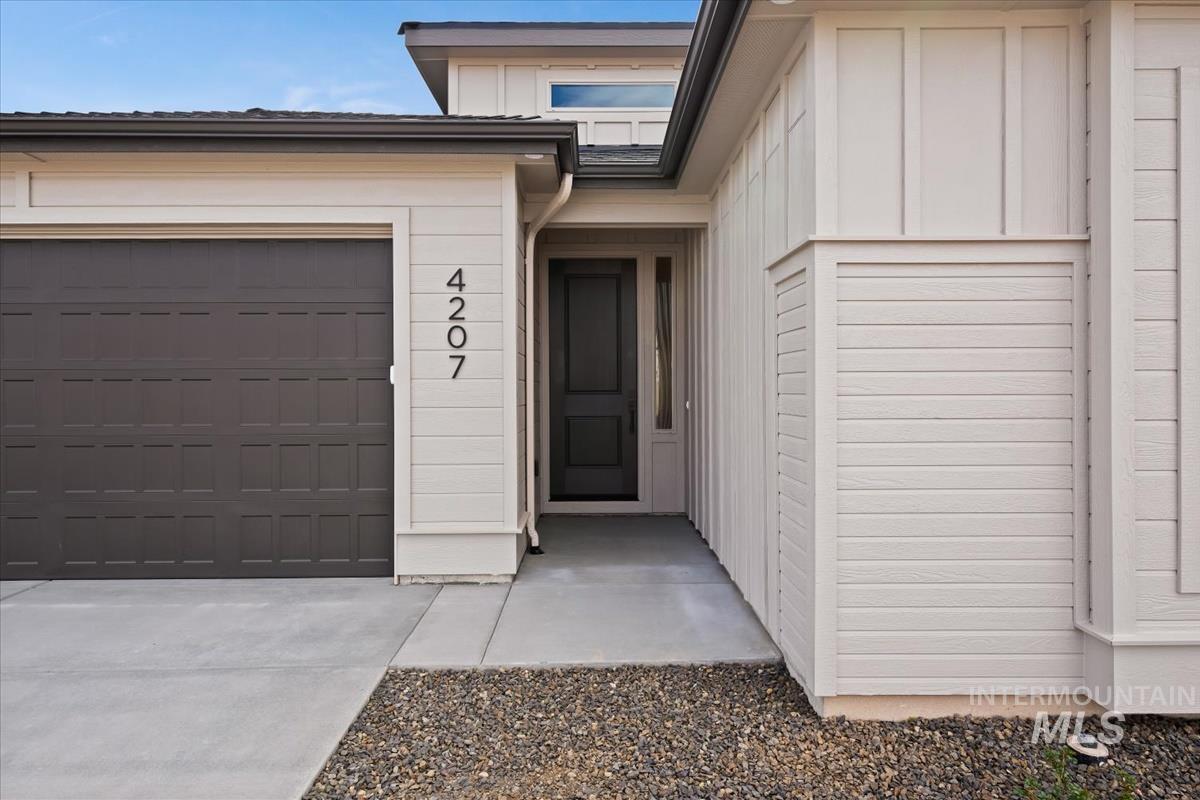 870 S Contusion Ave, Nampa, Idaho 83687, 3 Bedrooms, 2 Bathrooms, Residential For Sale, Price $468,000,MLS 98972716