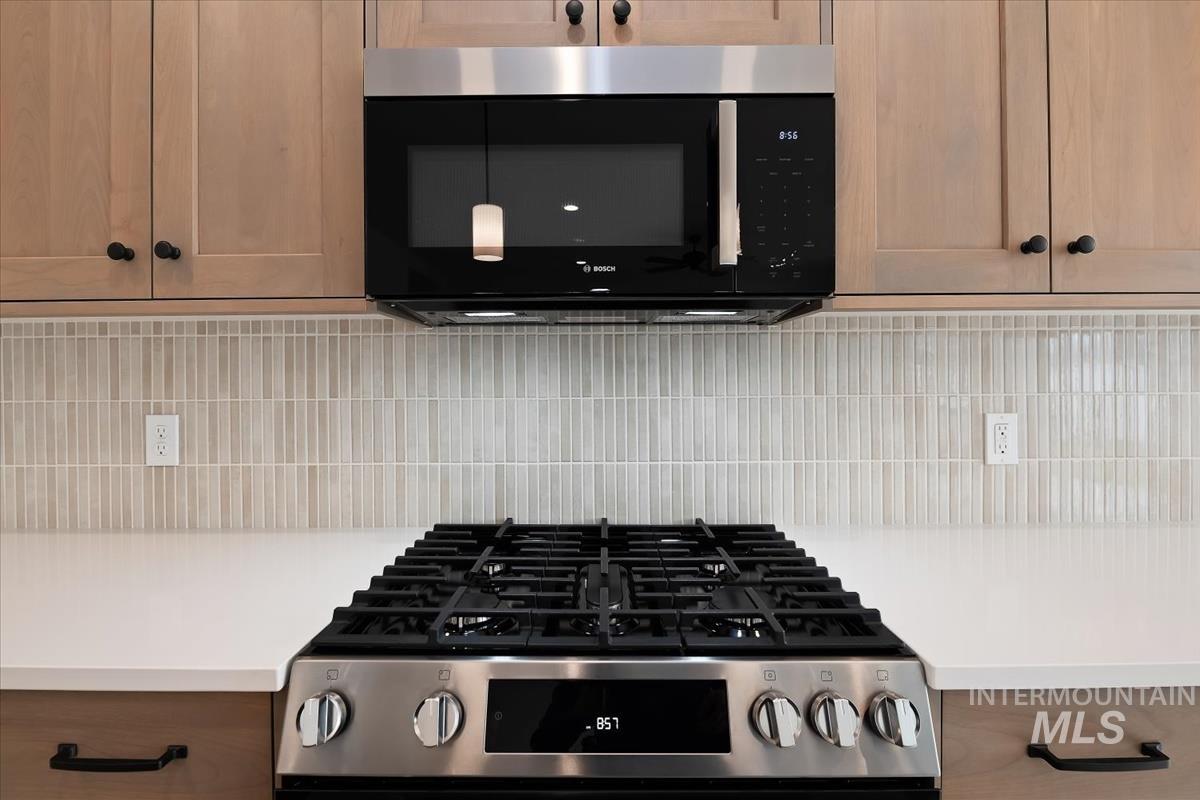 870 S Contusion Ave, Nampa, Idaho 83687, 3 Bedrooms, 2 Bathrooms, Residential For Sale, Price $468,000,MLS 98972716