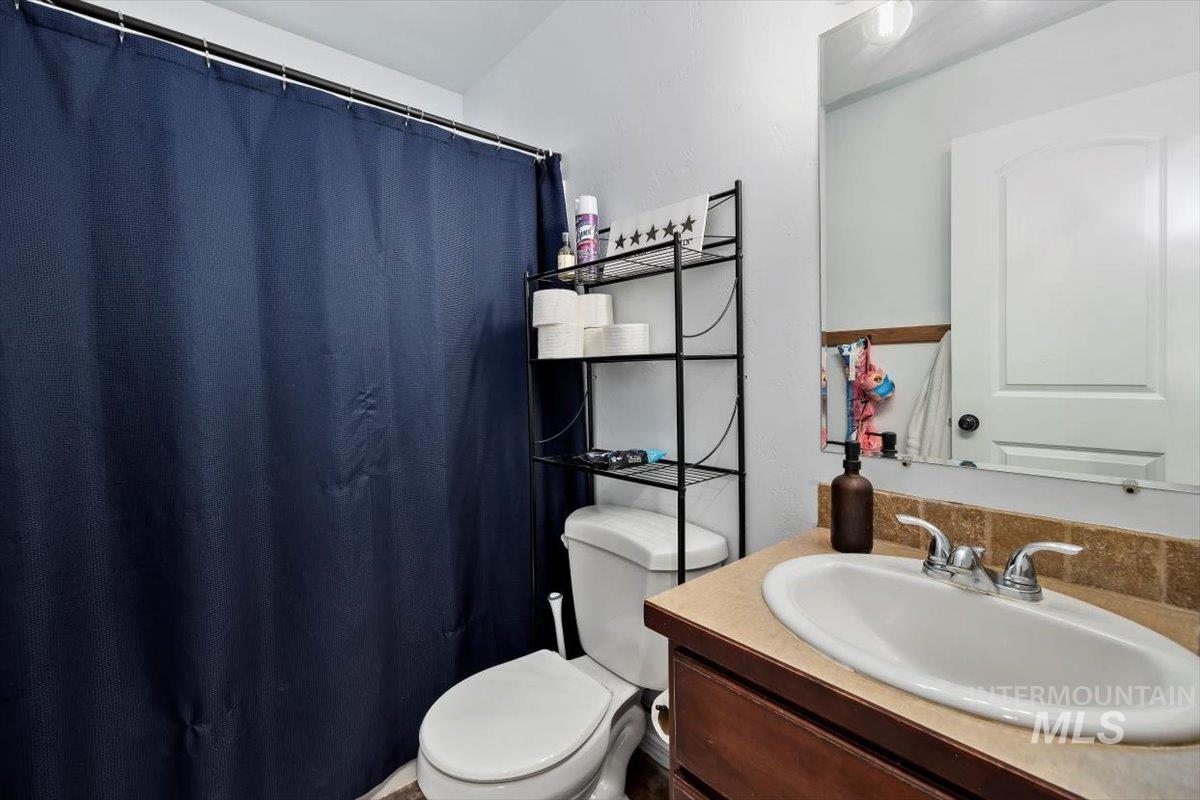 2543 Yellowstone Trail, Burley, Idaho 83318, 3 Bedrooms, 2 Bathrooms, Residential For Sale, Price $330,000,MLS 98972717