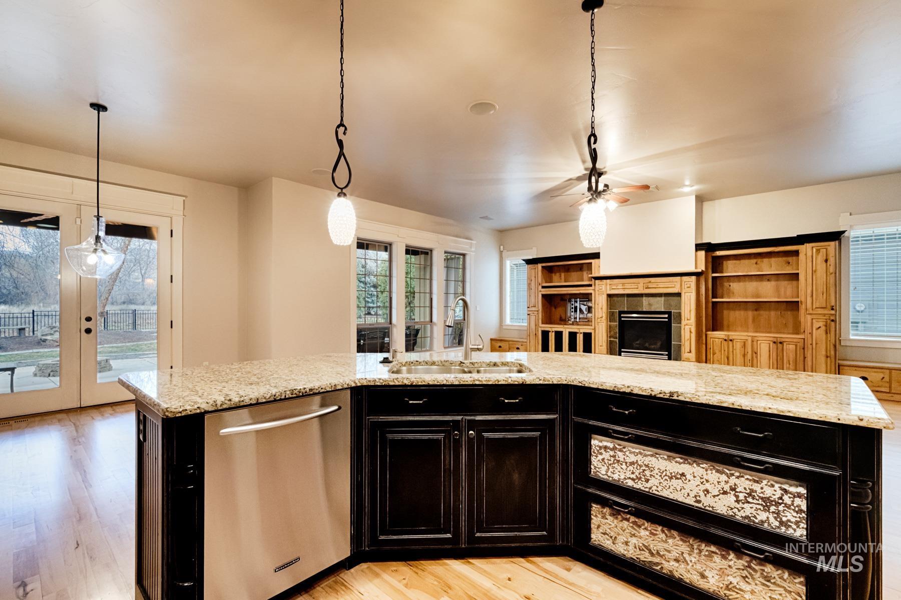 4328 W Miners Farm Dr., Boise, Idaho 83714, 3 Bedrooms, 2.5 Bathrooms, Residential For Sale, Price $770,000,MLS 98972719