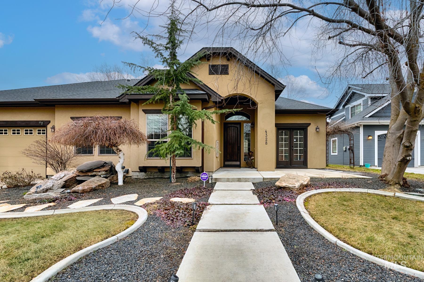 4328 W Miners Farm Dr., Boise, Idaho 83714, 3 Bedrooms, 2.5 Bathrooms, Residential For Sale, Price $770,000,MLS 98972719