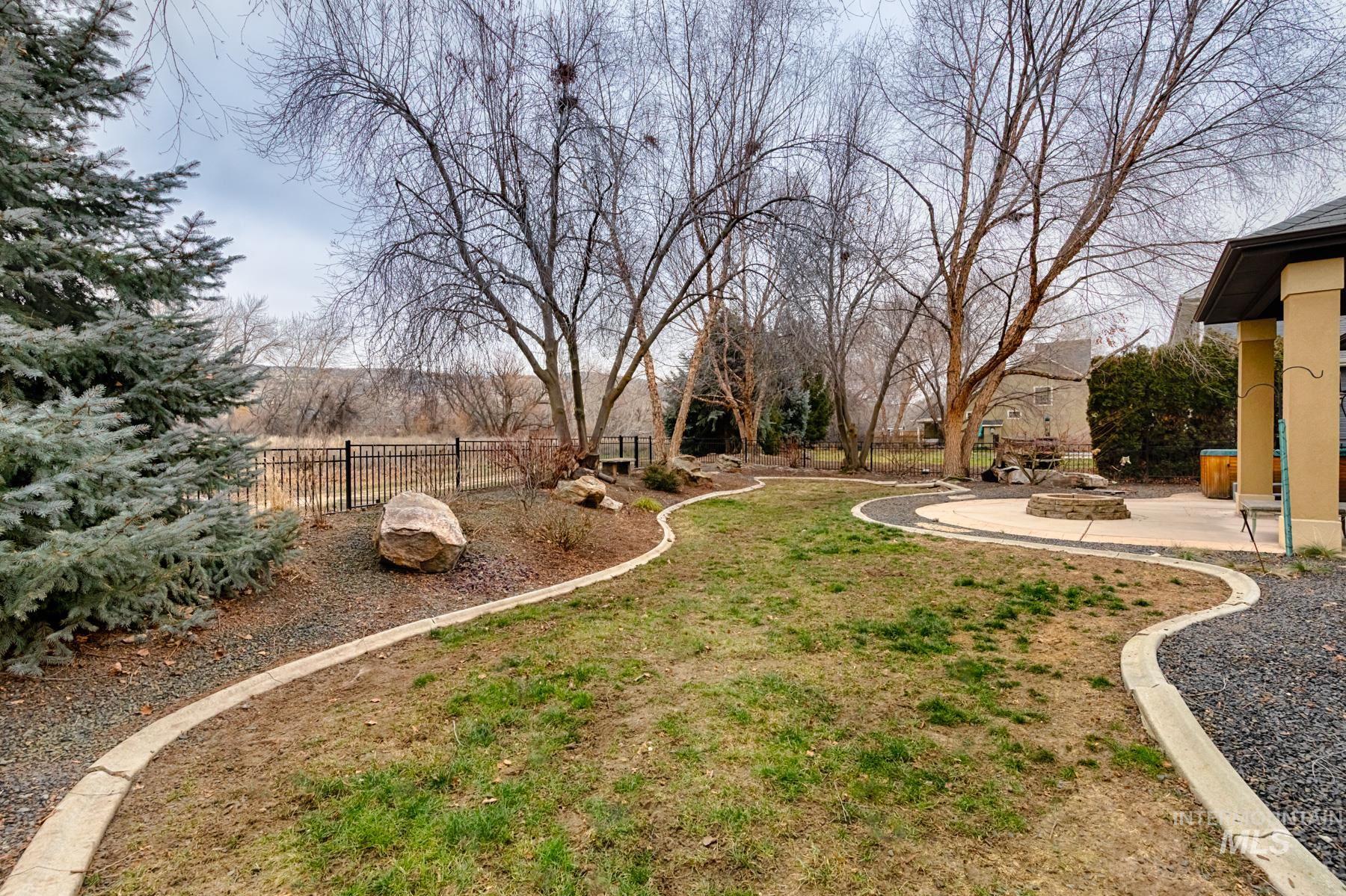 4328 W Miners Farm Dr., Boise, Idaho 83714, 3 Bedrooms, 2.5 Bathrooms, Residential For Sale, Price $770,000,MLS 98972719