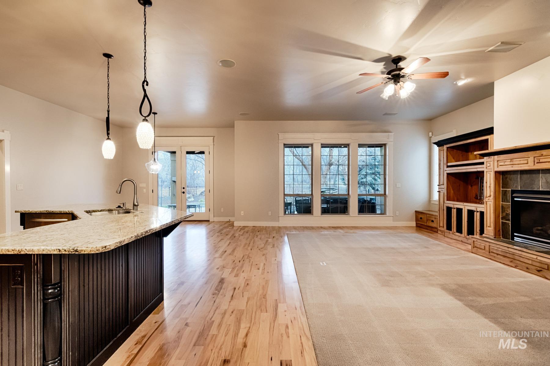 4328 W Miners Farm Dr., Boise, Idaho 83714, 3 Bedrooms, 2.5 Bathrooms, Residential For Sale, Price $770,000,MLS 98972719