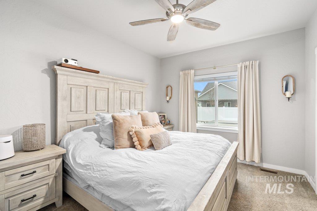 6697 W IRISH CIR, Rathdrum, Idaho 83858, 3 Bedrooms, 2 Bathrooms, Residential For Sale, Price $505,000,MLS 98972720