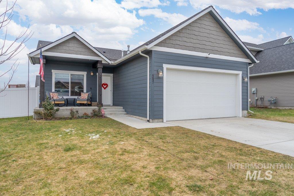 6697 W IRISH CIR, Rathdrum, Idaho 83858, 3 Bedrooms, 2 Bathrooms, Residential For Sale, Price $505,000,MLS 98972720