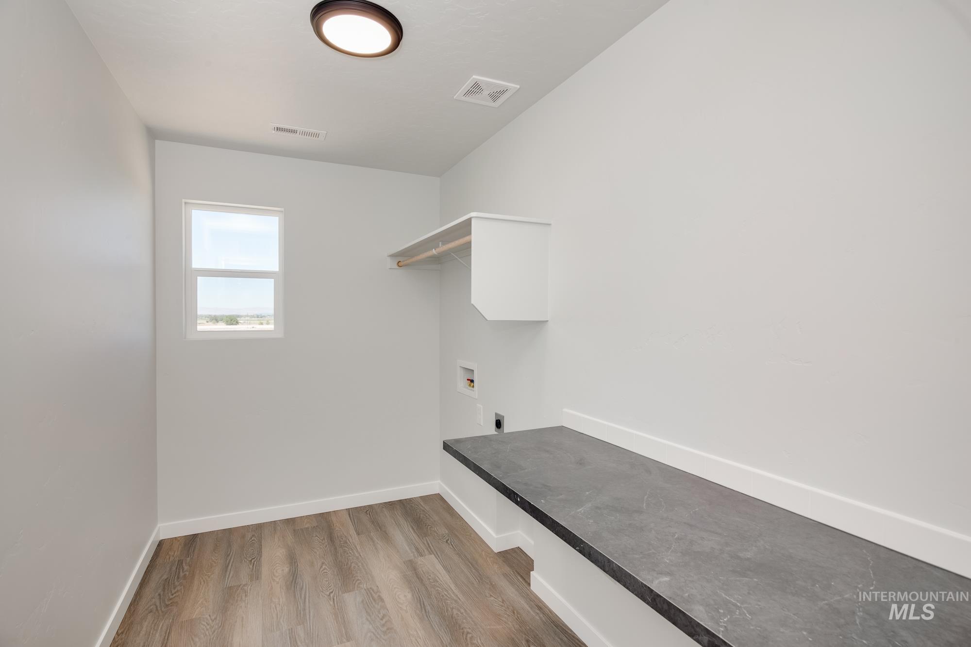 18447 N Sweet William Ave, Nampa, Idaho 83687, 4 Bedrooms, 2.5 Bathrooms, Residential For Sale, Price $484,990,MLS 98972722