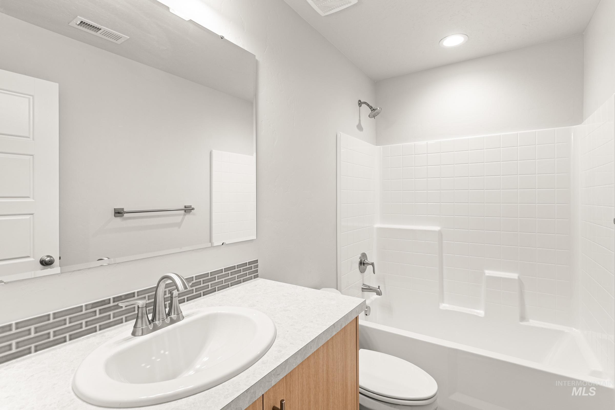 18461 N Sweet William Ave, Nampa, Idaho 83687, 4 Bedrooms, 2 Bathrooms, Residential For Sale, Price $436,990, 98972723