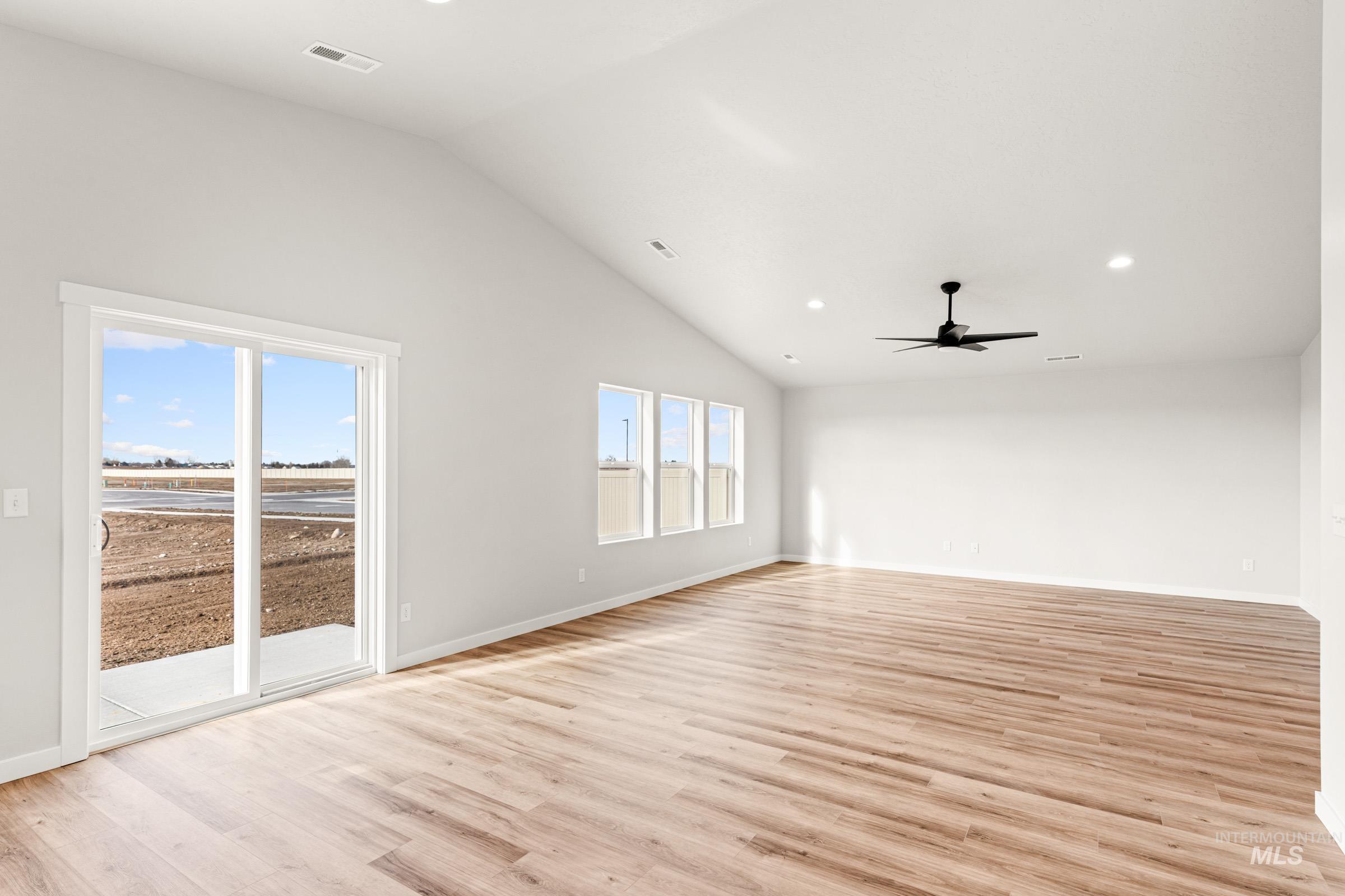 18461 N Sweet William Ave, Nampa, Idaho 83687, 4 Bedrooms, 2 Bathrooms, Residential For Sale, Price $436,990, 98972723